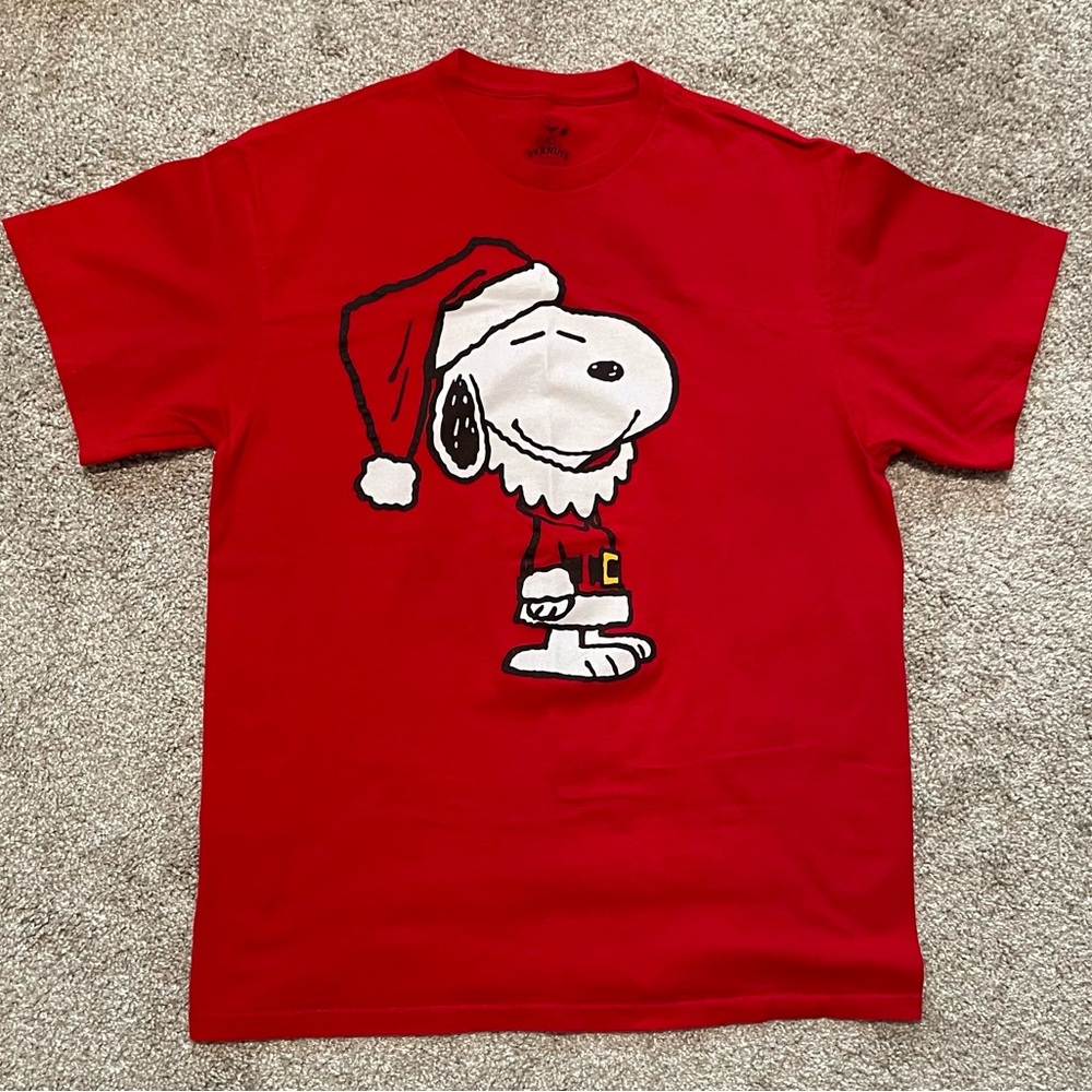 Peanuts Red Snoopy Santa Tee